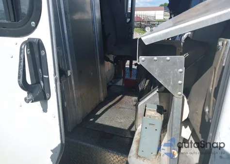 2011 Ford E-350 Stripped из США, поврежденный, VIN 1FC2E3KL4BDA55260